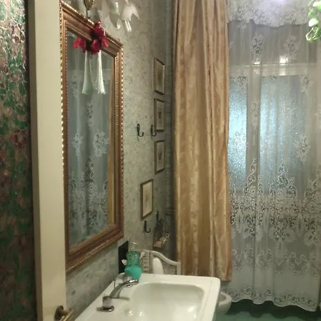 Oda ve Kahvaltı Alle Piscine Verona
